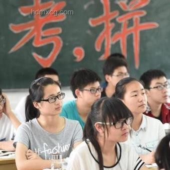乾坤未定，科技黑马重塑行业版图